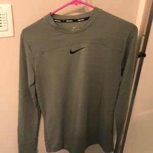 Nike golf sage green long sleeve top